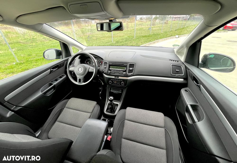 Volkswagen Sharan 2.0 TDI DPF BlueMotion Comfortline - 8