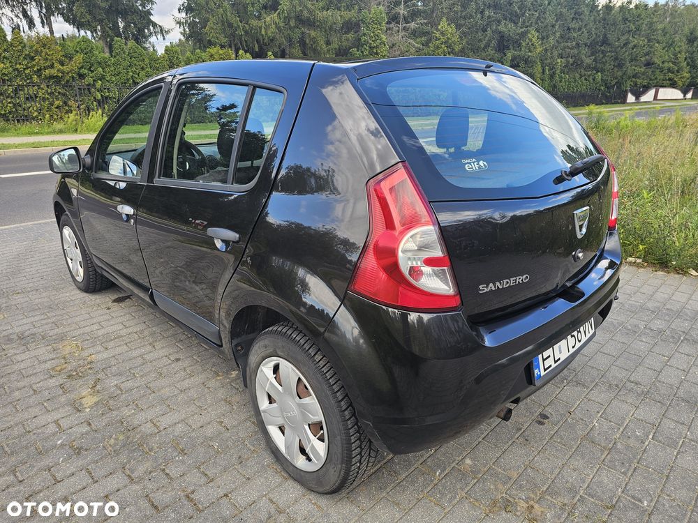 Dacia Sandero - 4