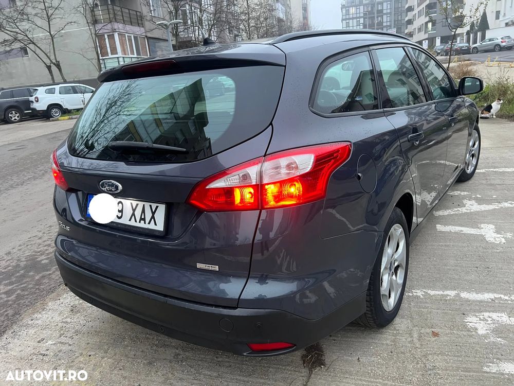 Ford Focus 1.6 TDCI DPF Titanium - 4