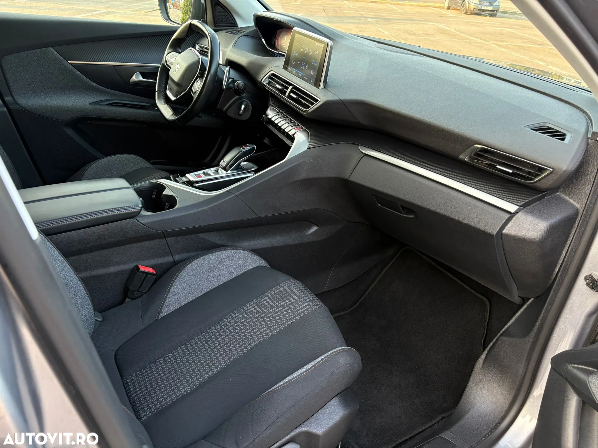 Peugeot 3008 1.5 BlueHDI S&S EAT8 Active - 9