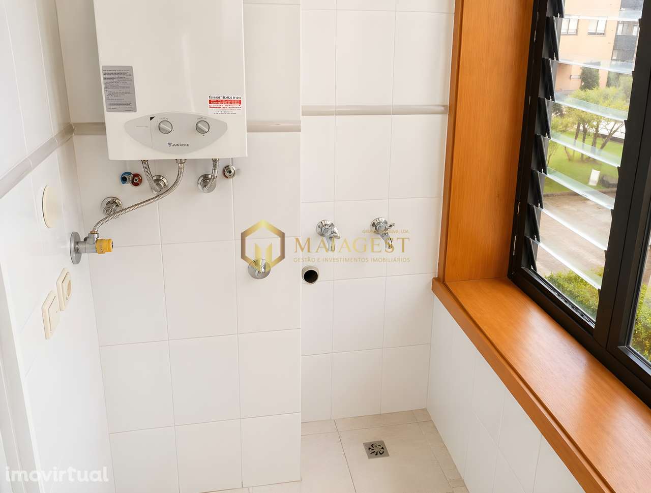 T1 Luminoso em Condomínio Fechado a 2 Minutos da Praia da Aguda - Grande imagem: 3/10