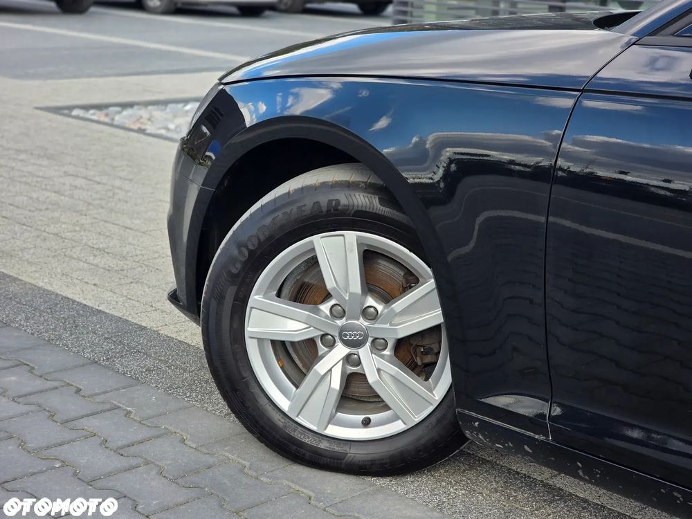 Audi A4 Avant 2.0 TDI Sport S tronic - 37