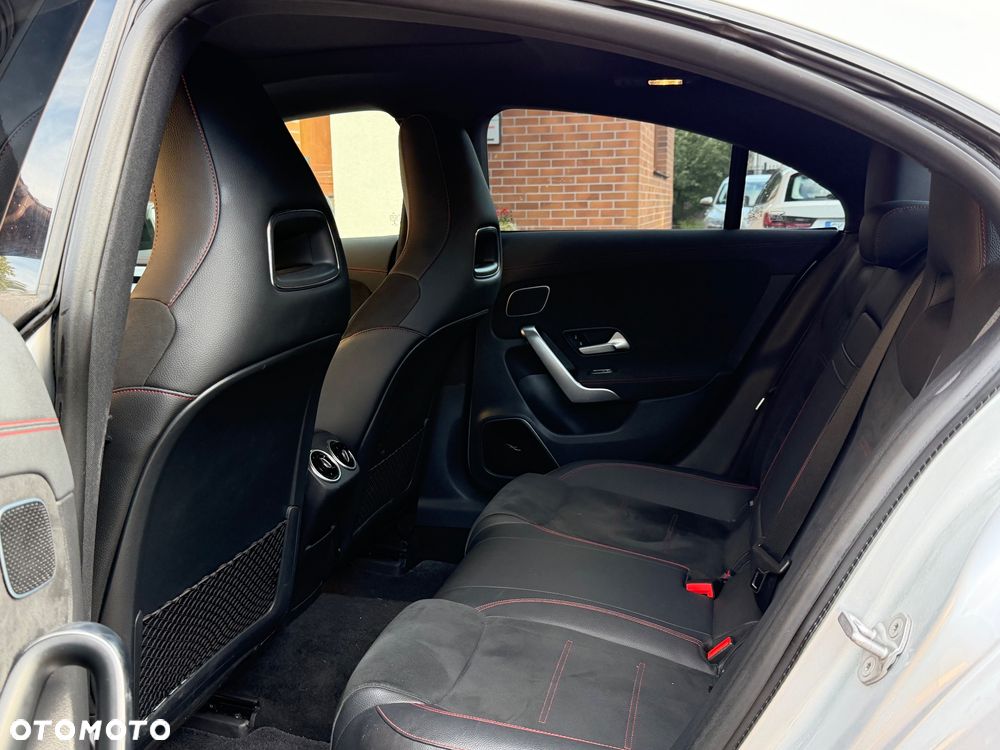 Mercedes-Benz CLA AMG 45 4Matic AMG Speedshift DCT 7G AMG Night Edition - 14