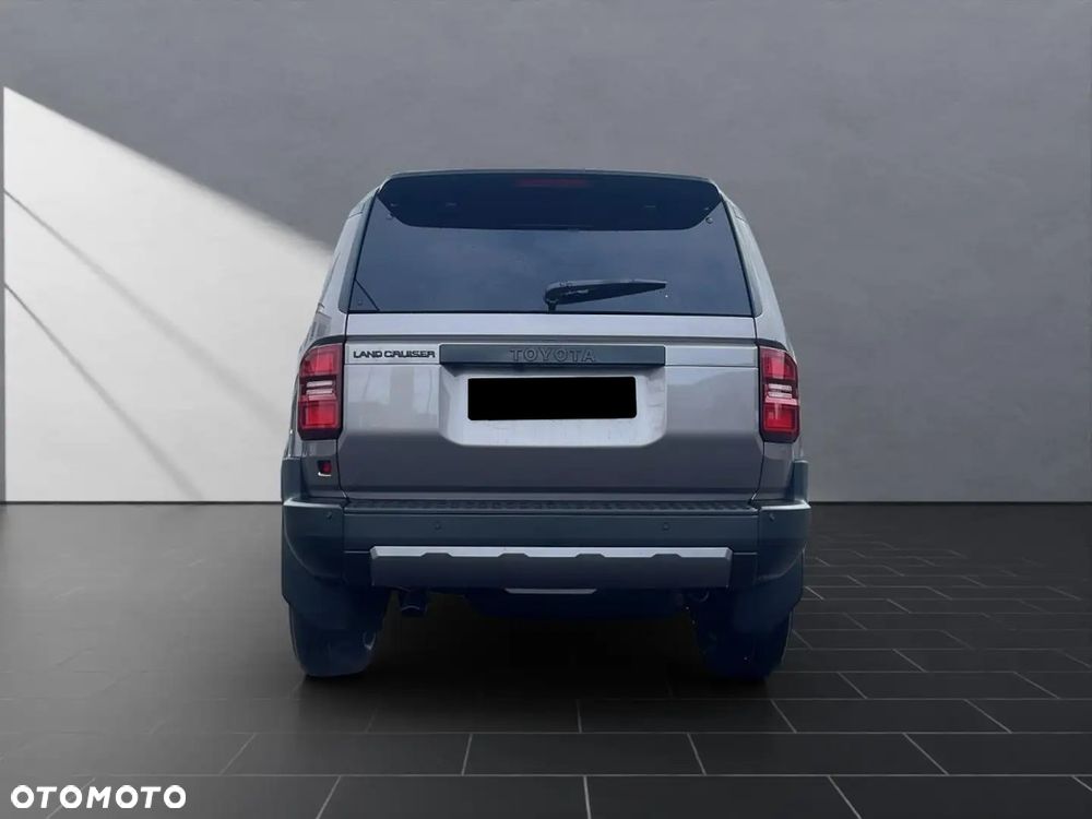 Toyota Land Cruiser 2.8 D-4D Mild-Hybrid Automatik Executive - 5