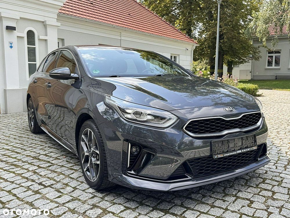 Kia ProCeed - 2