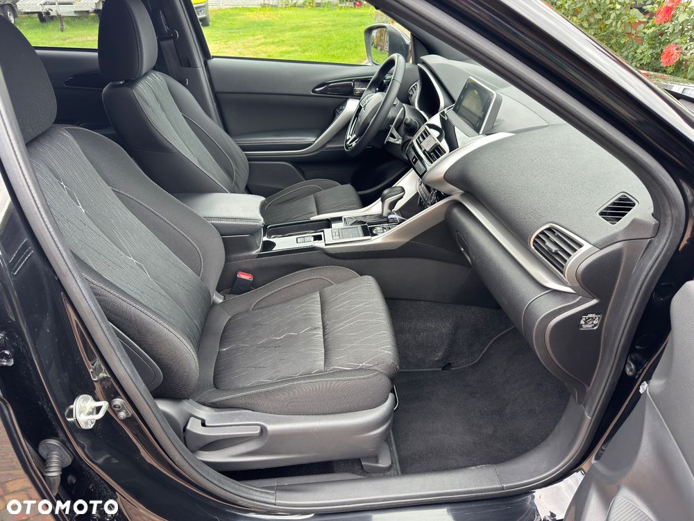 Mitsubishi Eclipse Cross - 27