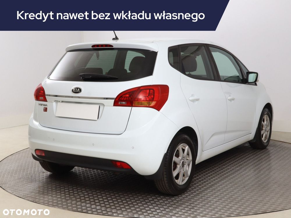 Kia Venga - 7