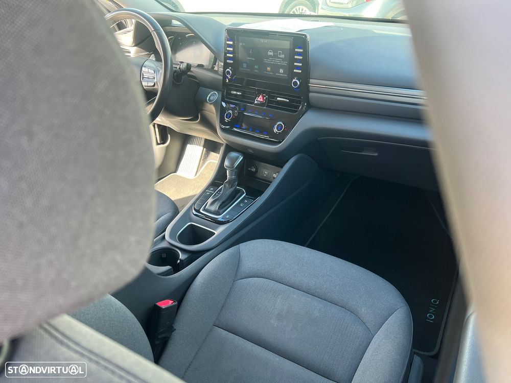 Hyundai Ioniq 1.6 GDI HEV Hybrid Tech - 24