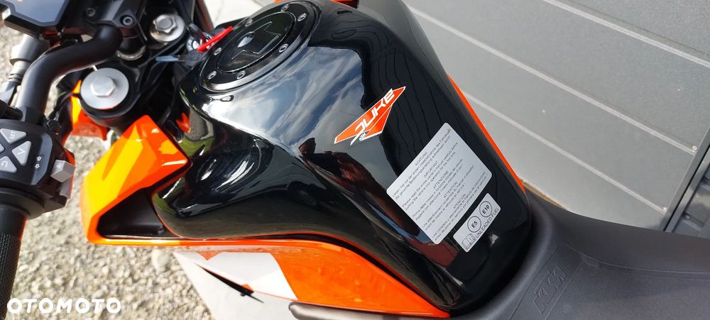 KTM Duke 125 - 13
