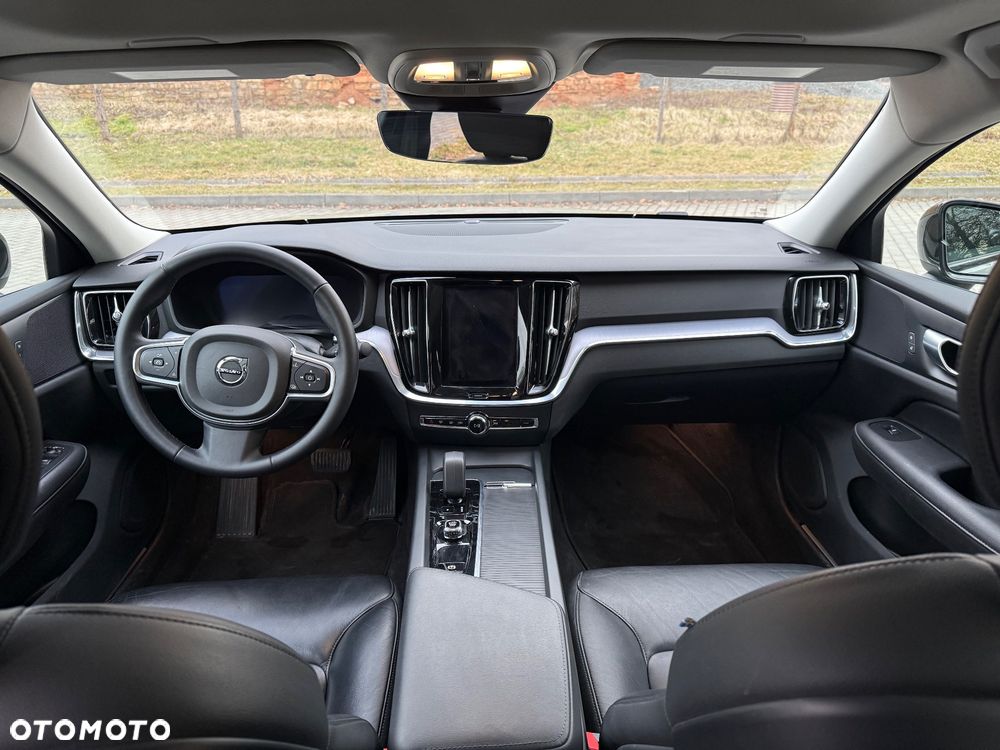 Volvo S60 B5 B AWD Plus Dark - 16