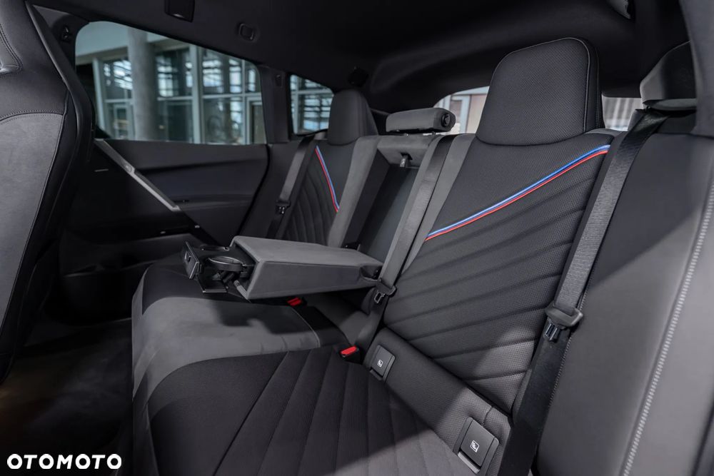 BMW iX xDrive45 100.6kWh - 35