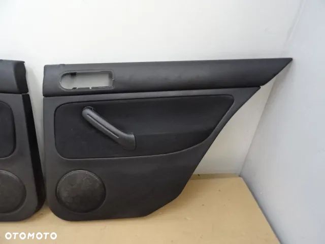 BOCZEK BOCZKI DRZWI TYŁ VW GOLF IV HB 5D NR381 - 2