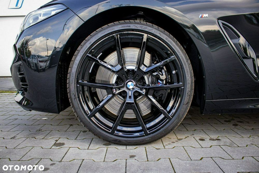 BMW Seria 8 - 9