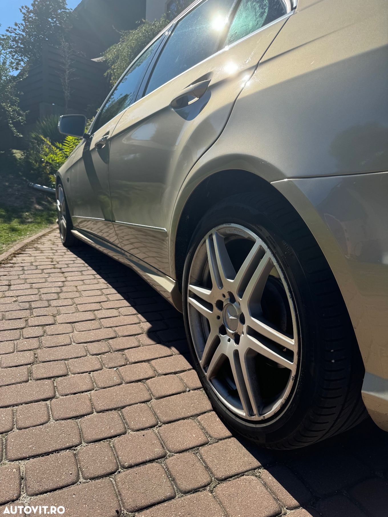 Mercedes-Benz E 250 CDI 4MATIC BlueEfficiency Aut. - 10