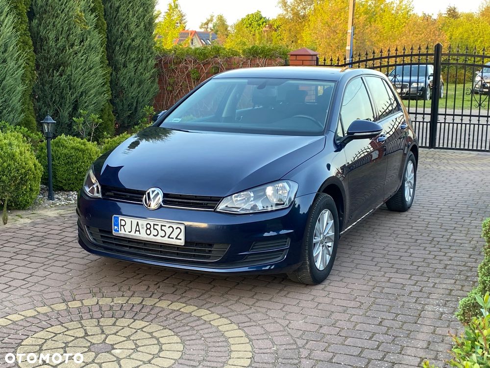 Volkswagen Golf - 1