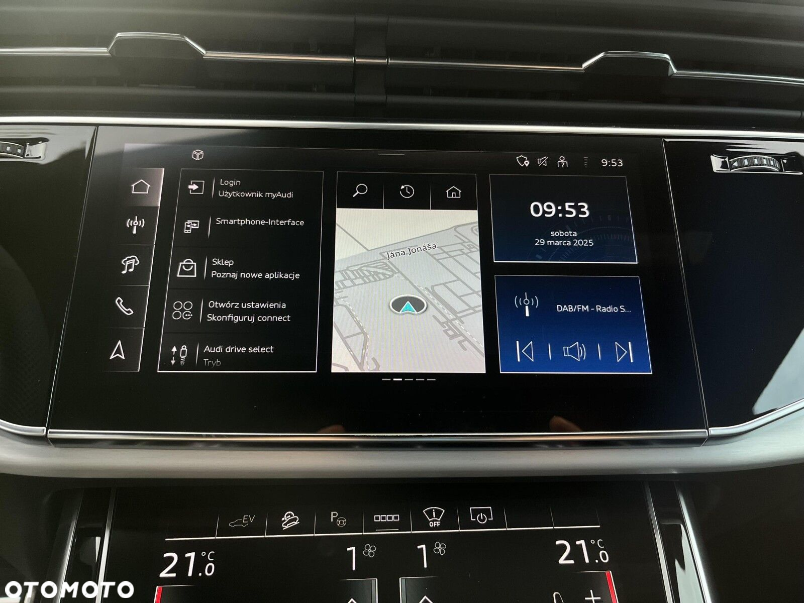 Audi Q8 - 35