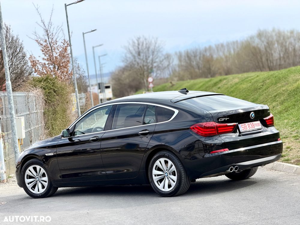 BMW Seria 5 530d xDrive Aut. - 3