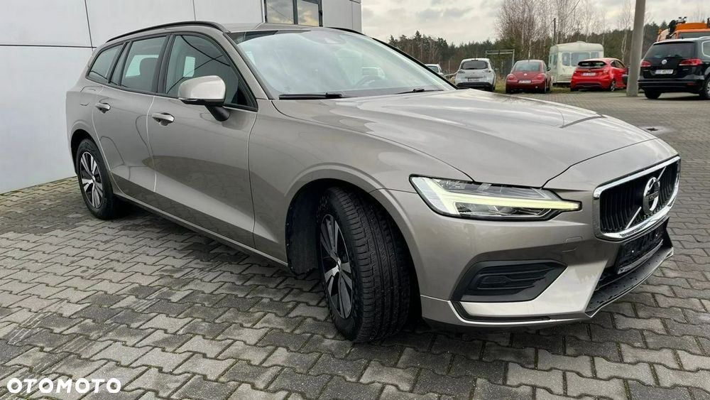 Volvo V60 D3 Momentum - 4