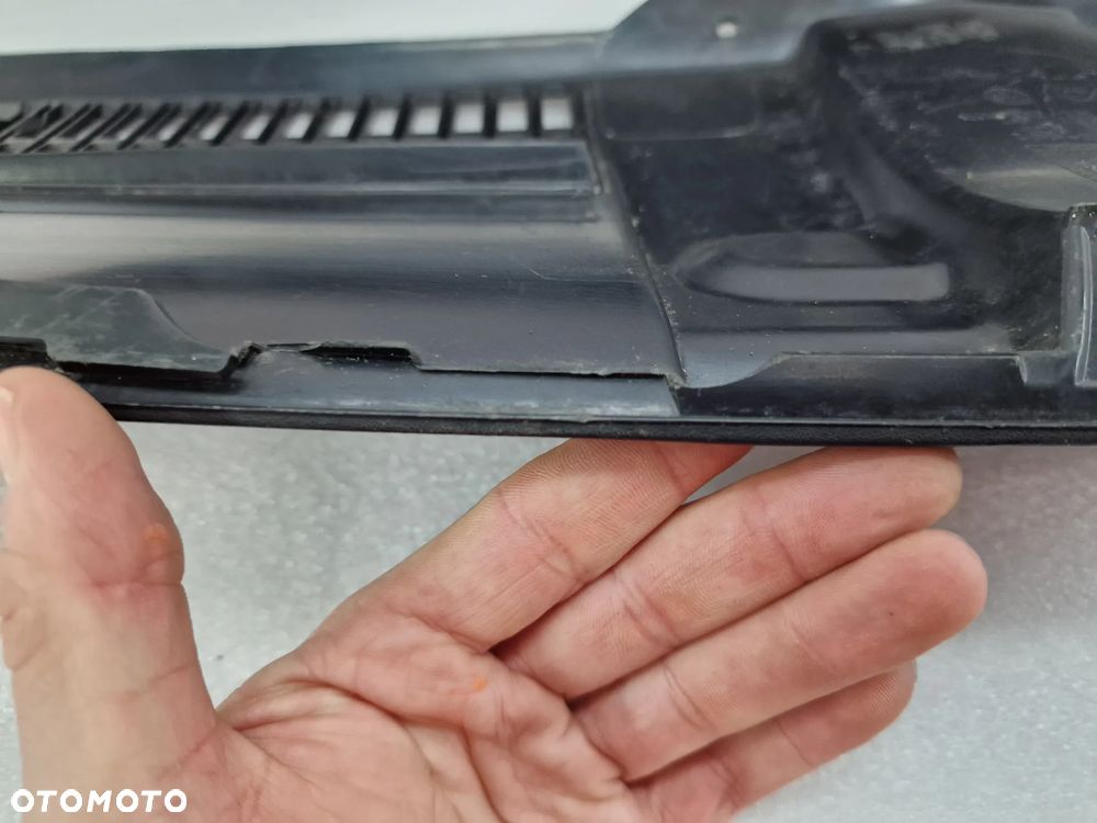 VW BEETLE 5C5 10- OSŁONA / NAKŁADKA PASA PRZEDNIEGO PRZÓD , N R5C5853655A , NR AUKCJI OP54 - 12