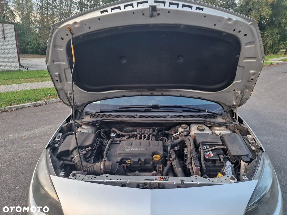 Opel Astra IV 1.4 T Active EU6 - 20