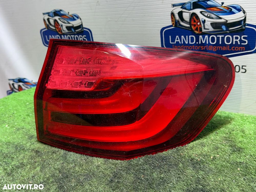 STOP TRIPLA ARIPA SPATE DREAPTA CU LED BMW SERIA 5  F11 520D BREAK COMBI UNIVERSAL SE  TOURING 2.0 DIESEL 2011 COD OEM 63217203234 / 7203234 / BREAK 2010-2017 - 2