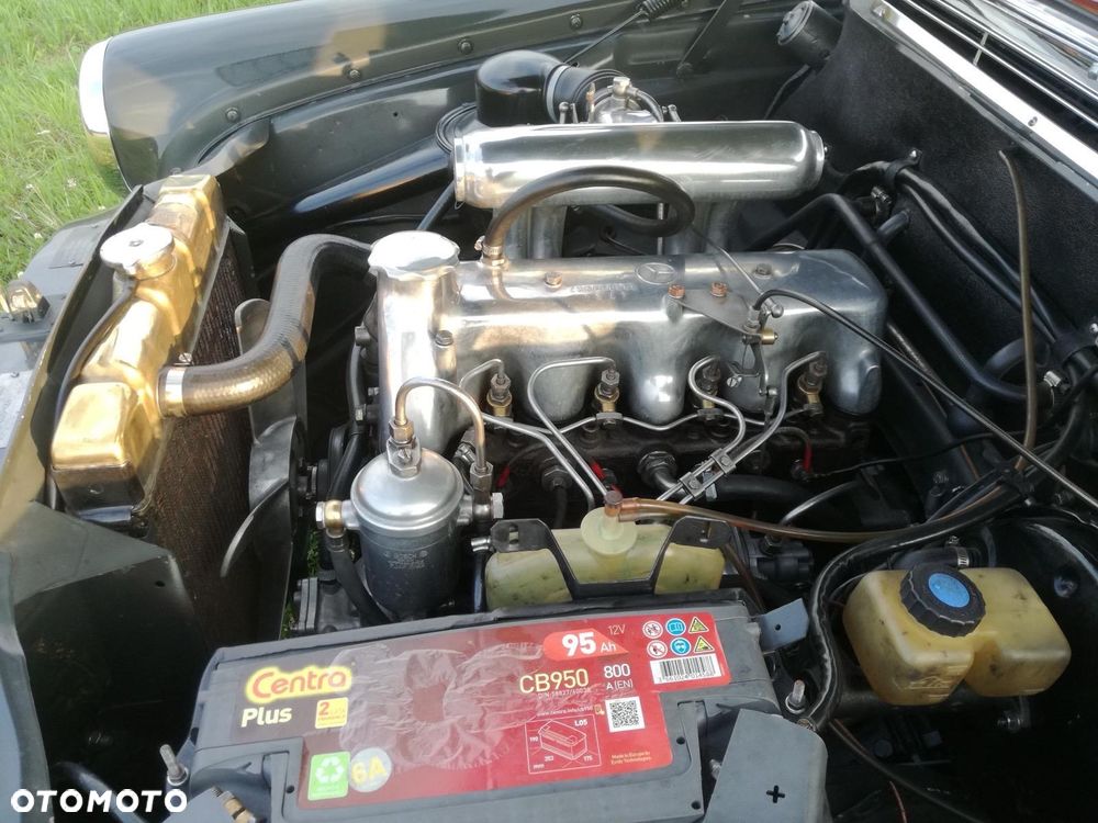 Mercedes-Benz Klasa E - 38