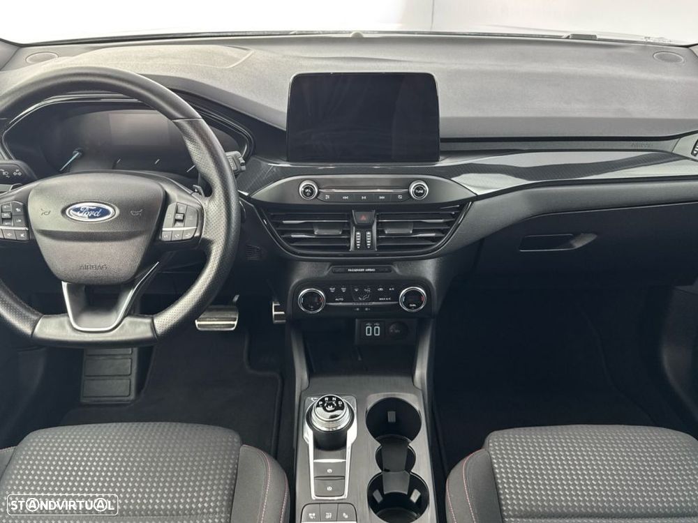 Ford Focus - 10