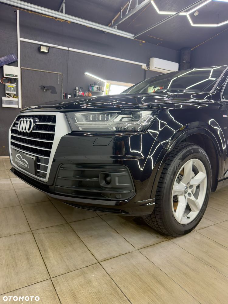 Audi Q7 - 10