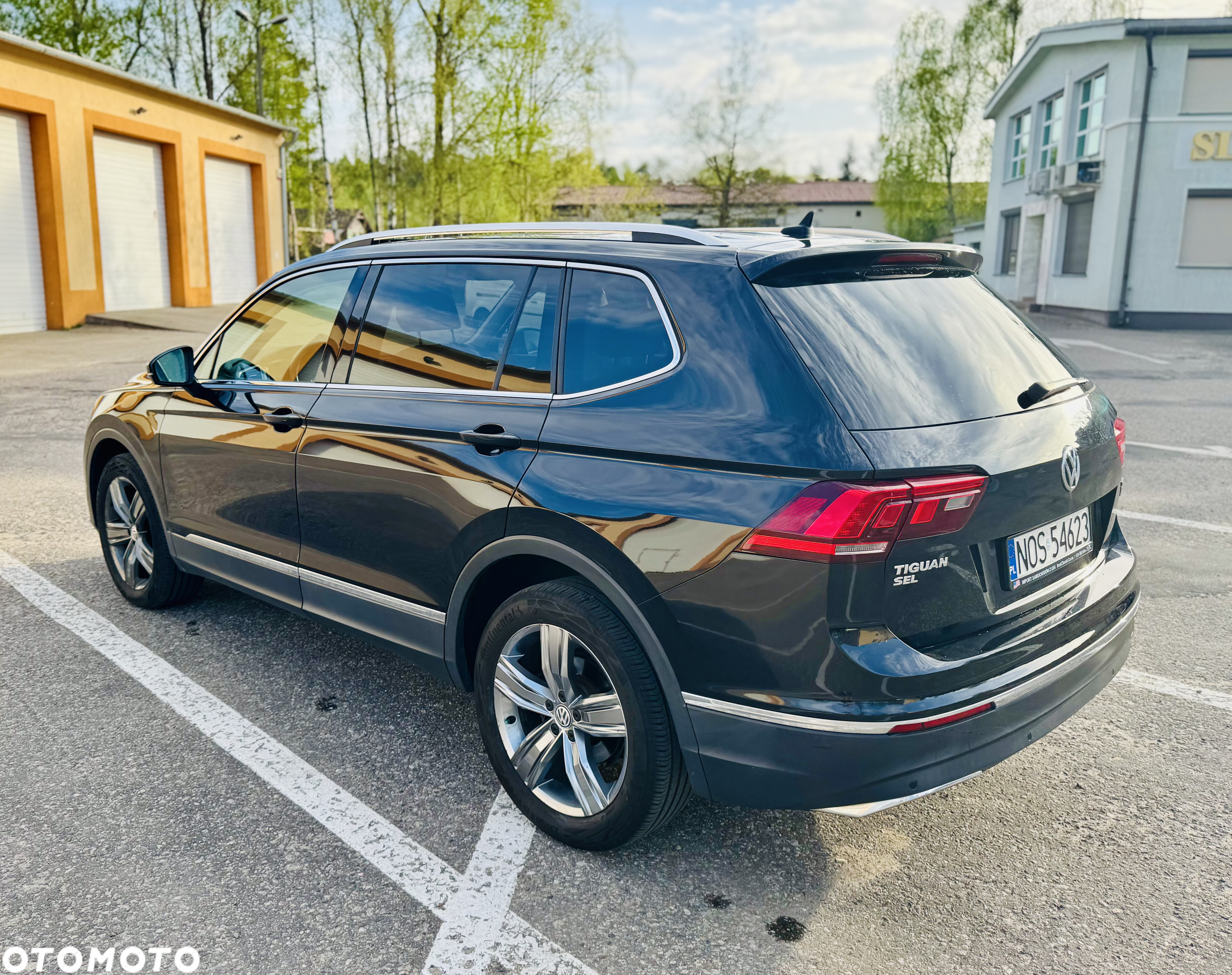 Volkswagen Tiguan Allspace - 8