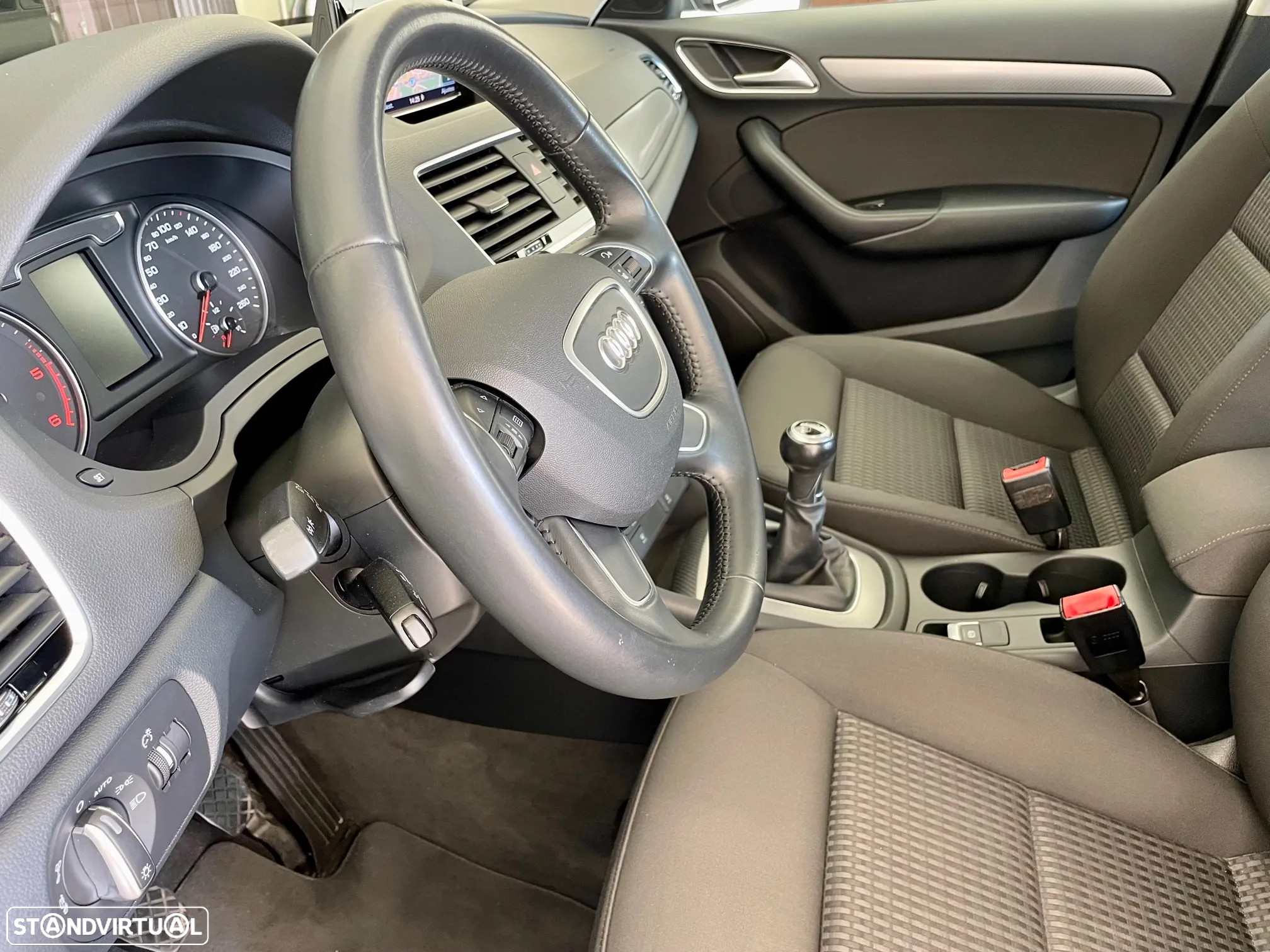 Audi Q3 2.0 TDI Design - 37