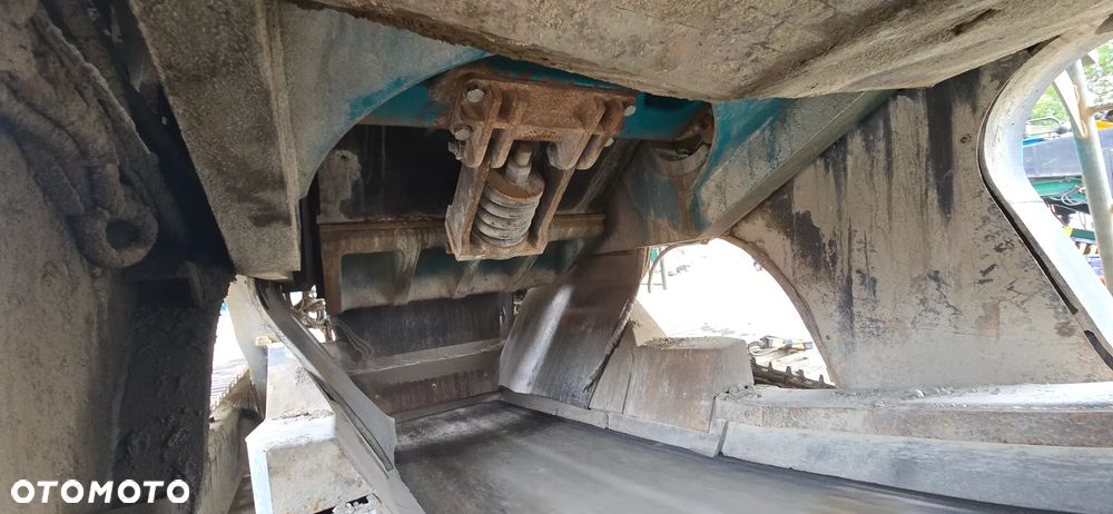 Powerscreen Premiertrak 400, wersja HA - 15