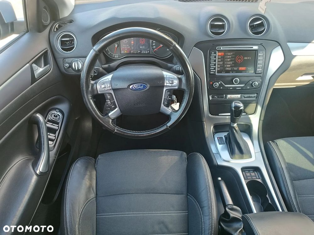 Ford Mondeo 2.0 SCTi Titanium - 11