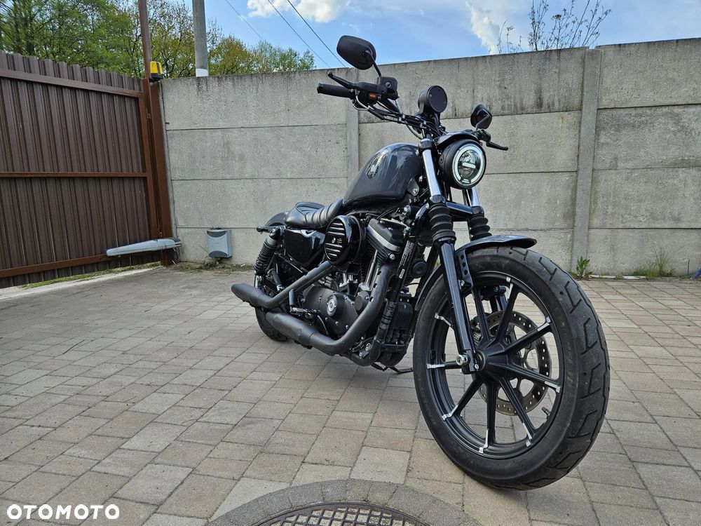 Harley-Davidson Sportster Iron 883 - 15