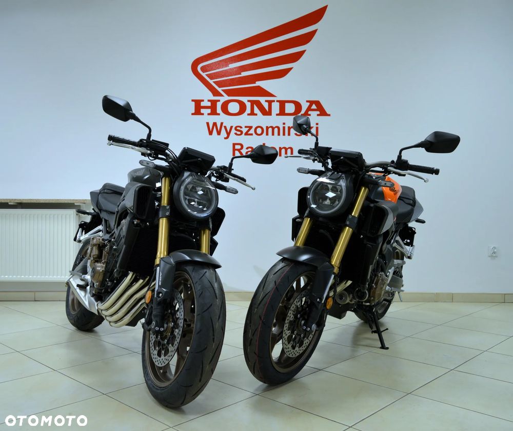 Honda CB - 1