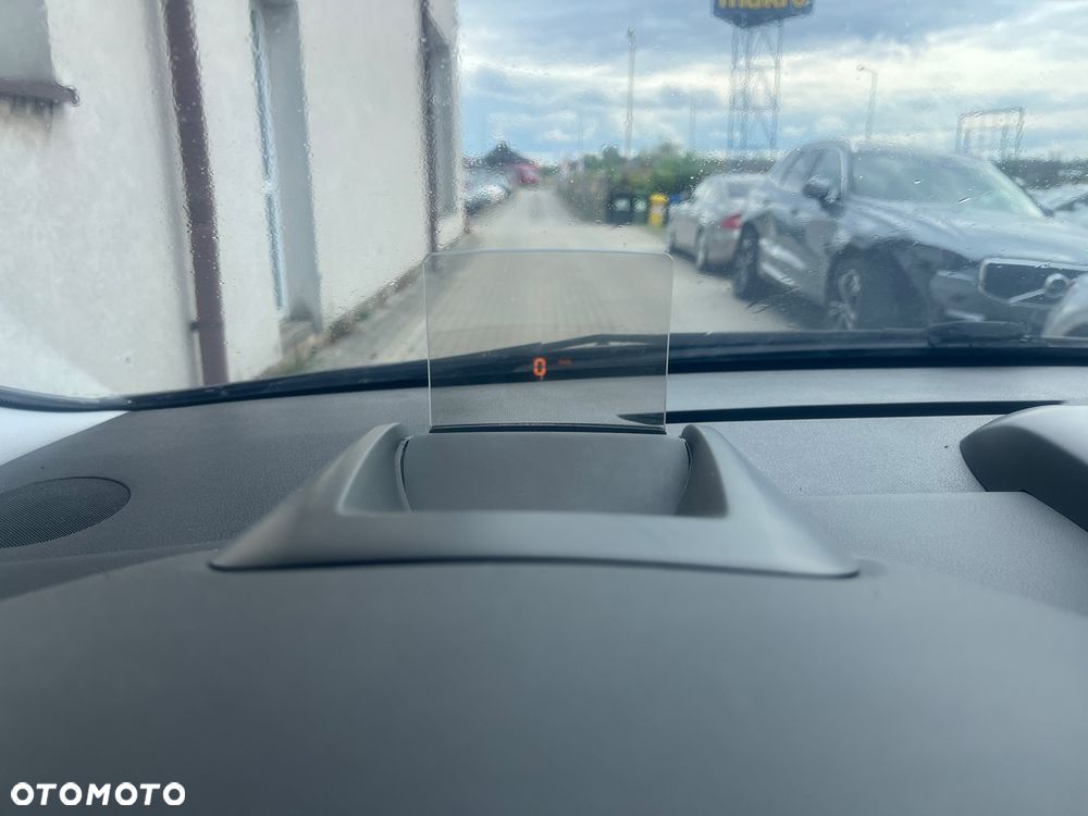 Peugeot 3008 1.6 HDi Style - 10