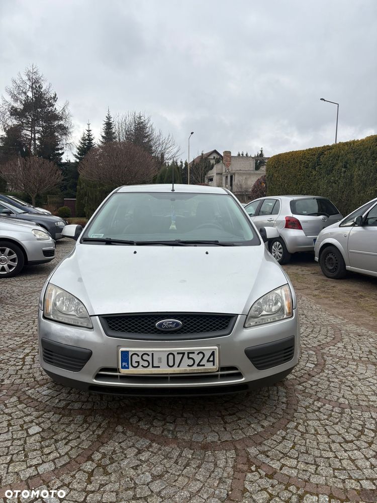 Ford Focus 1.8 TDCi Ambiente - 3