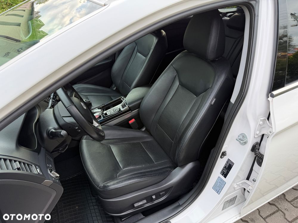 Hyundai i40 2.0 Premium - 22