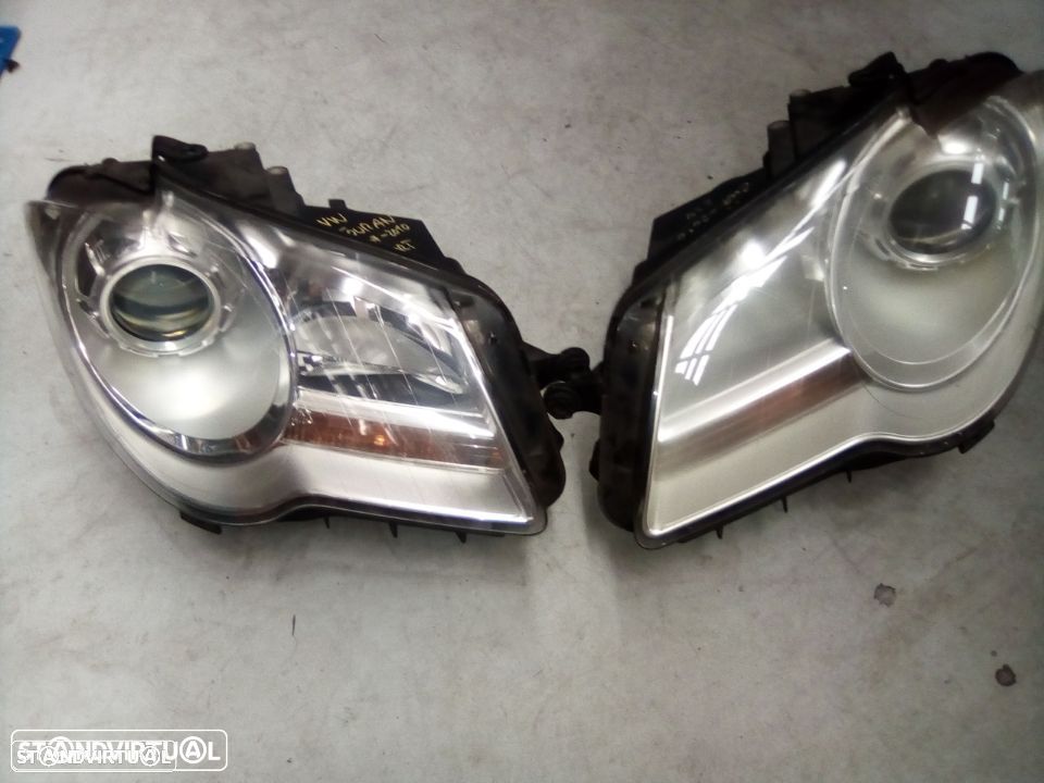 Farol frente Volkswagen Touran 2010 - 1