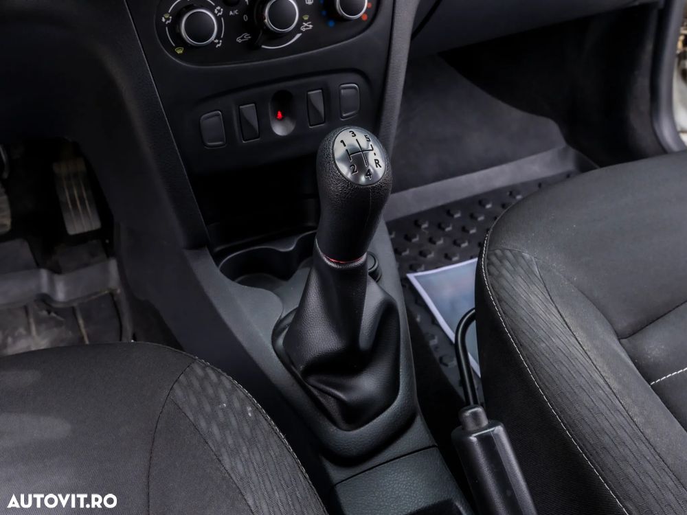 Dacia Logan 1.5 Blue dCi Laureate - 15