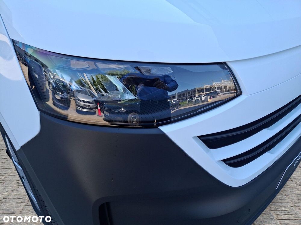 Volkswagen Transporter Furgon 2.0 TDI 150 KM manual - 10