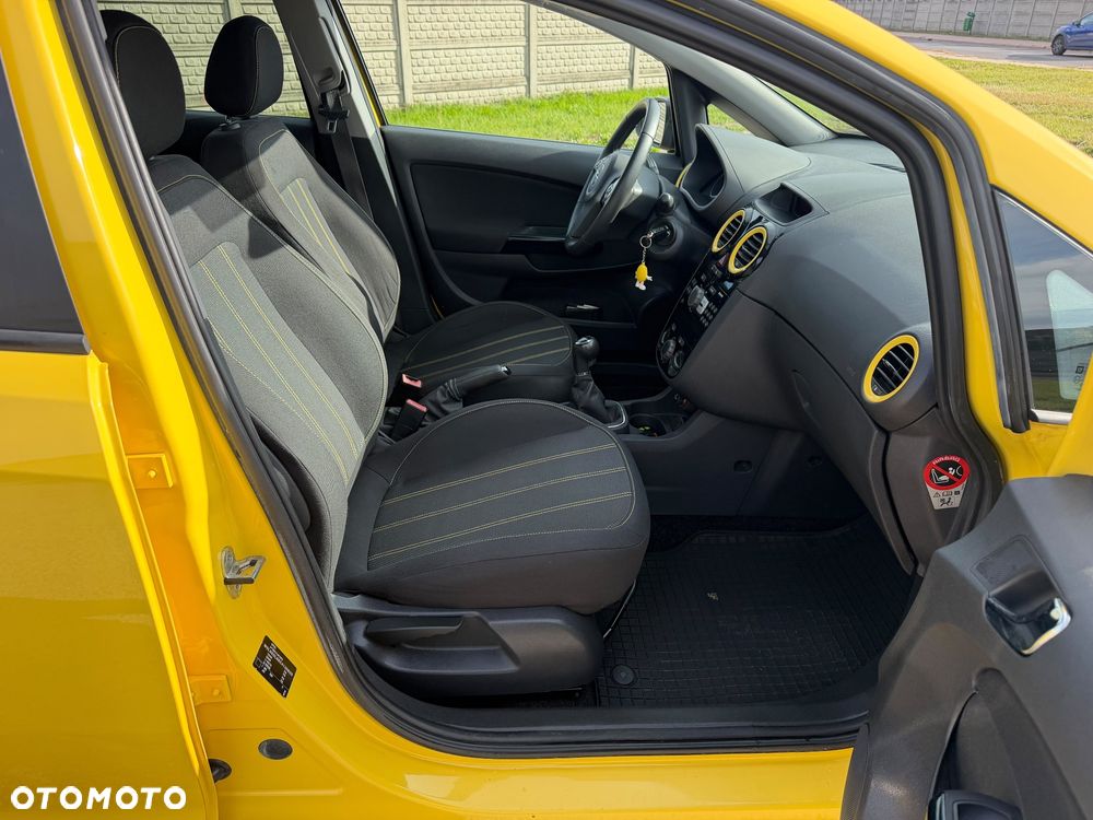 Opel Corsa 1.4 16V Color Edition - 34