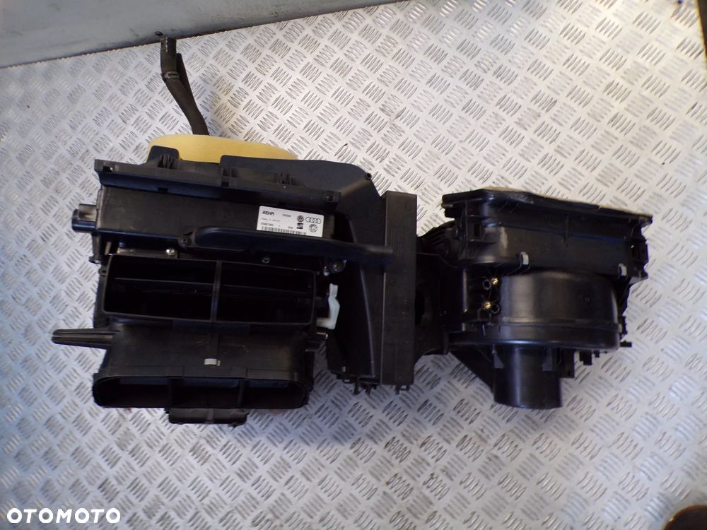 NAGRZEWNICA VOLKSWAGEN POLO V 6R 1.2 12V 6R1820003T - 1