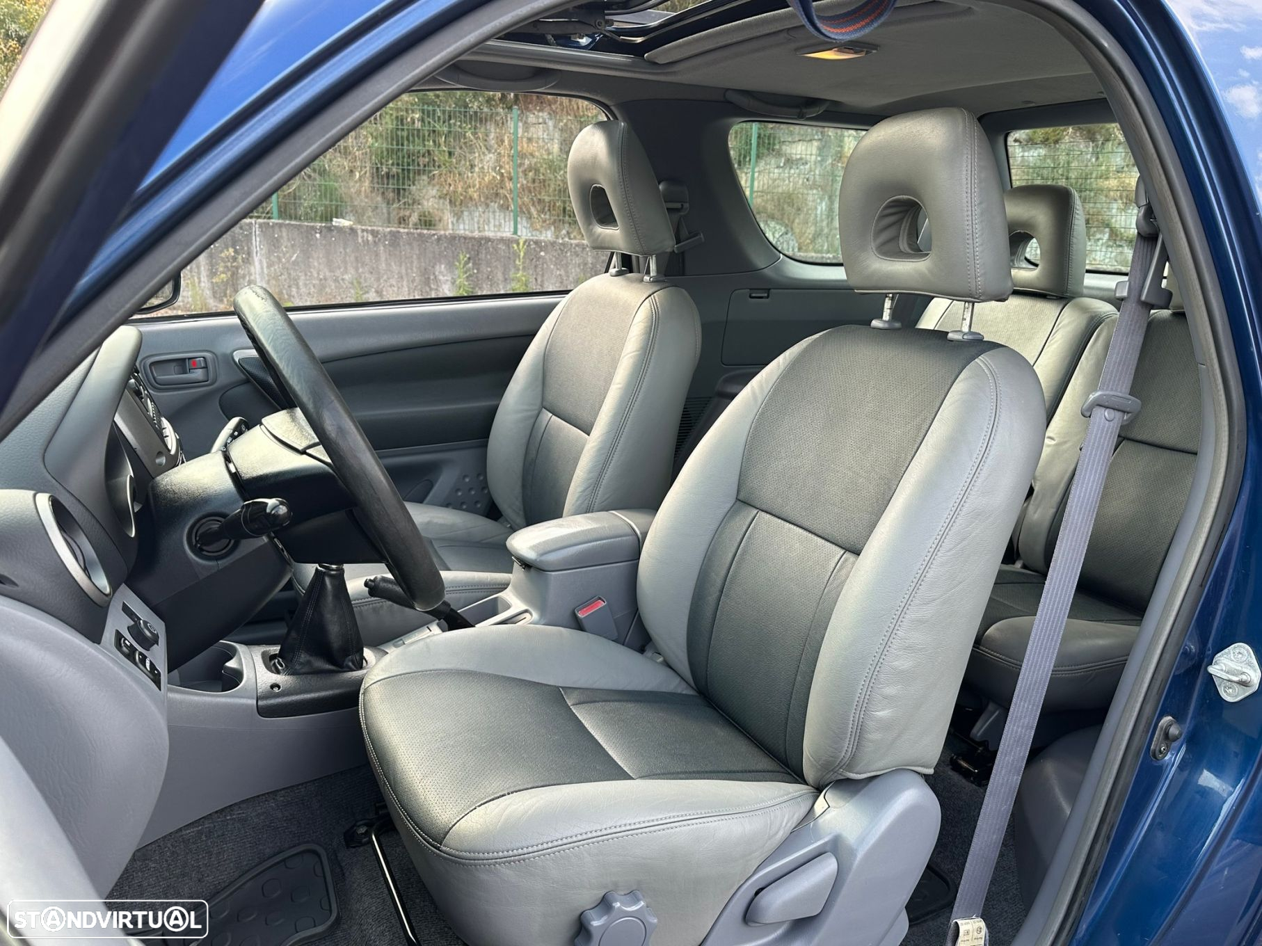 Toyota RAV4 2.0 Pack 2 - 4