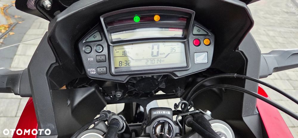 Honda VFR - 18