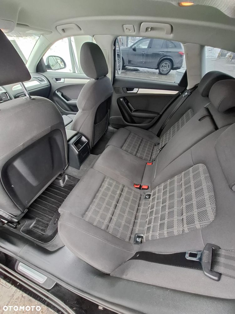 Audi A4 Avant 3.0 TDI DPF Ambiente - 9