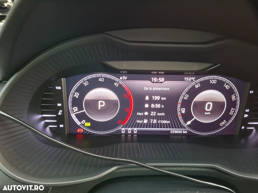 Skoda Octavia 1.6 TDI DSG Premium Edition - 8