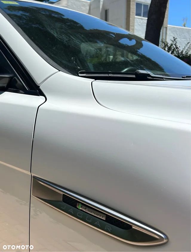 Jaguar F-Pace 2.0 i4D AWD R-Sport - 5