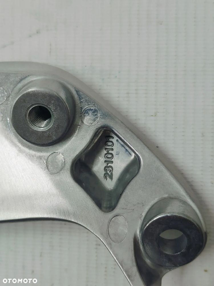 Łącznik Triumph Rocket 3 - 3