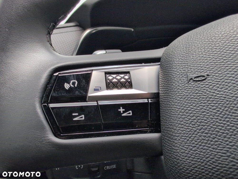 DS Automobiles DS 7 Crossback - 29