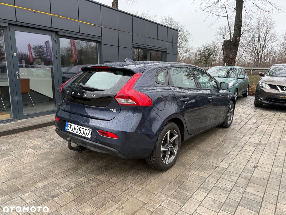Volvo V40 D2 Kinetic - 16